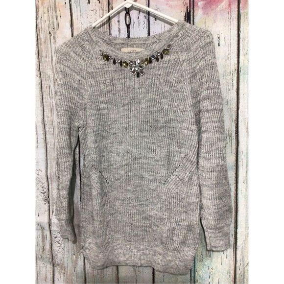 LOFT ~ Size Small Gray Rhinestone Front Sweater 🍁🍂 - Picture 1 of 12
